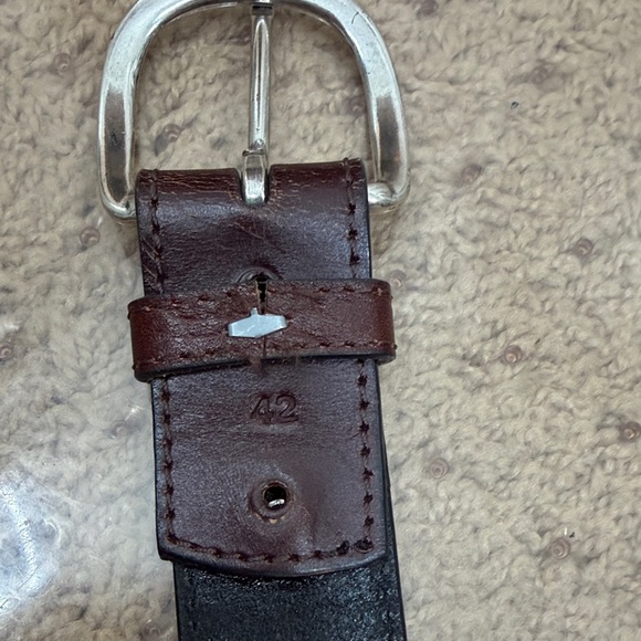 TEXAS Leather Mfg. Black and Brown Western Leather Belt with Silver Accents M/L - Picture 8 of 8